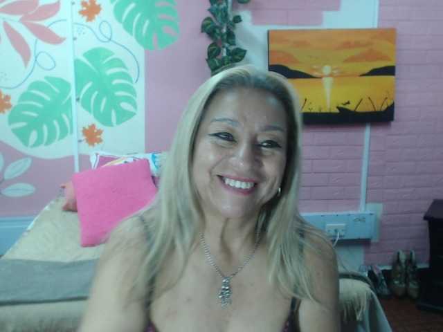 valeria-sexy