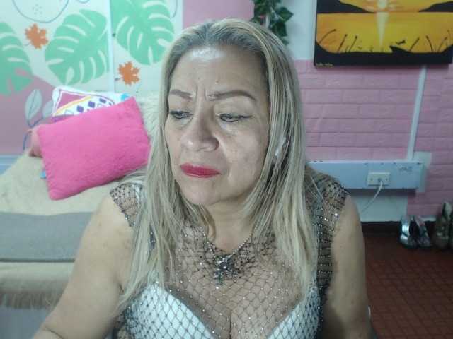 valeria-sexy