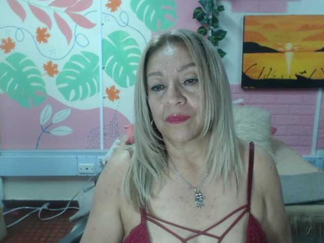 valeria-sexy