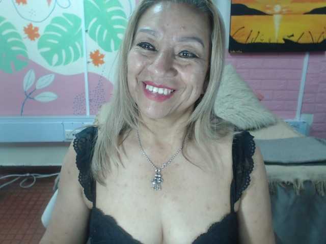 valeria-sexy