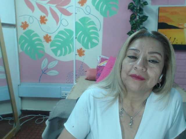 valeria-sexy