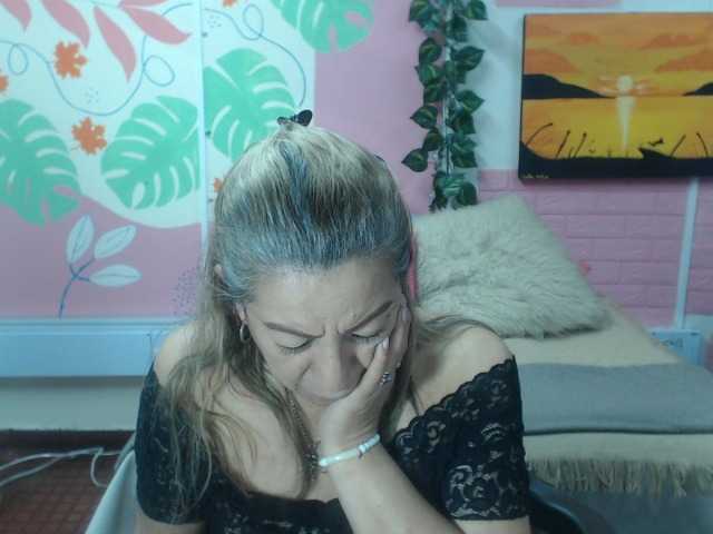 valeria-sexy