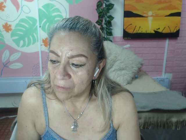 valeria-sexy
