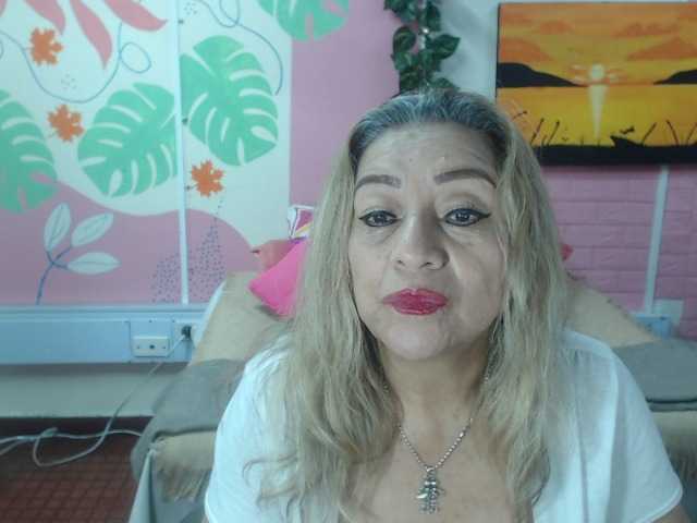 valeria-sexy