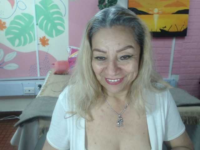 valeria-sexy