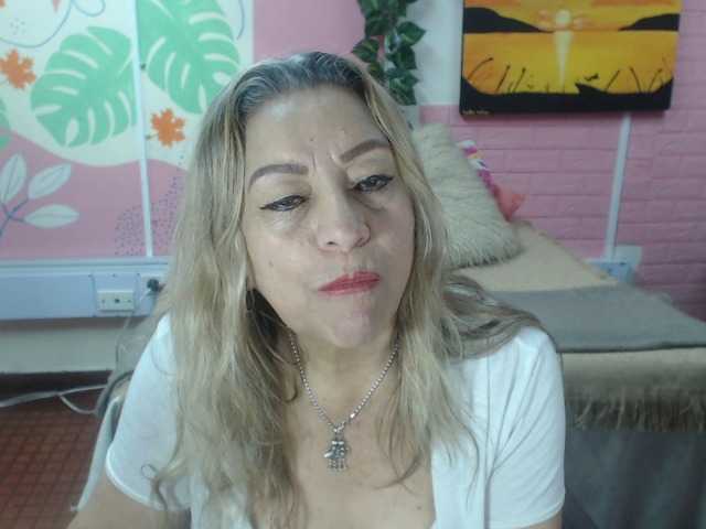 valeria-sexy