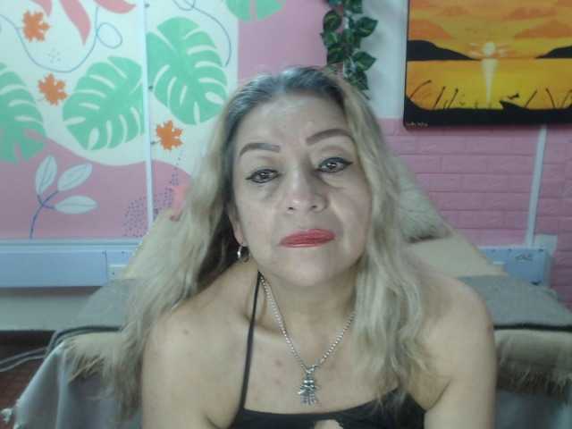 valeria-sexy, live now on BongaCams