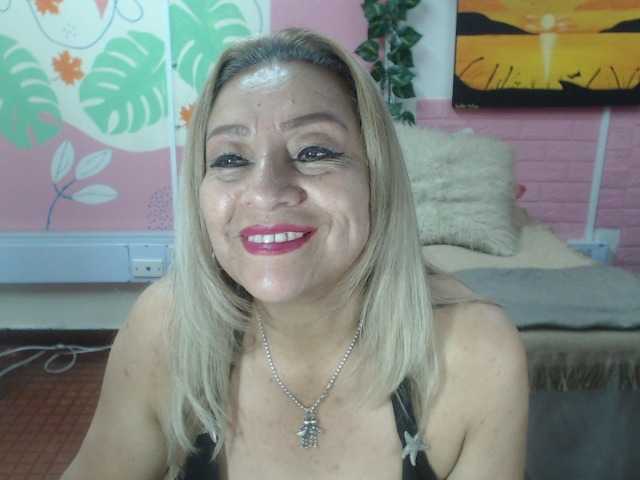 valeria-sexy