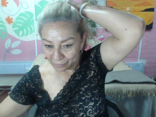 valeria-sexy