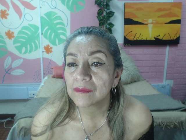 valeria-sexy