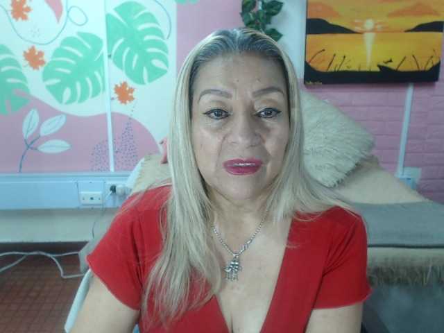 valeria-sexy