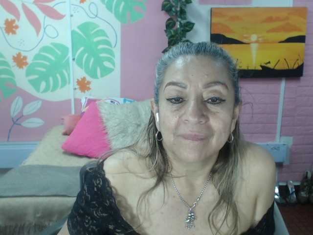 valeria-sexy
