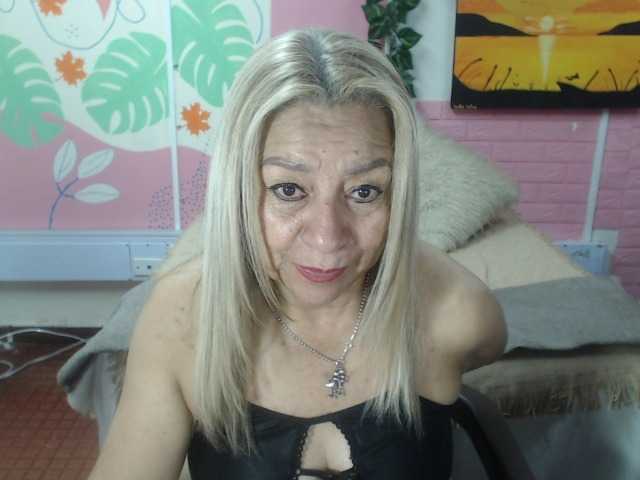 valeria-sexy