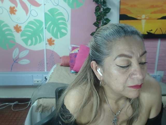 valeria-sexy