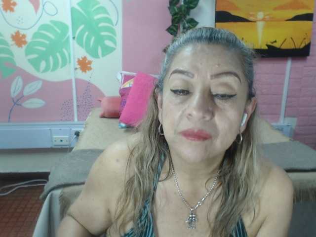 valeria-sexy