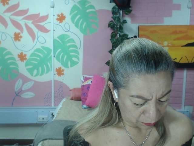 valeria-sexy