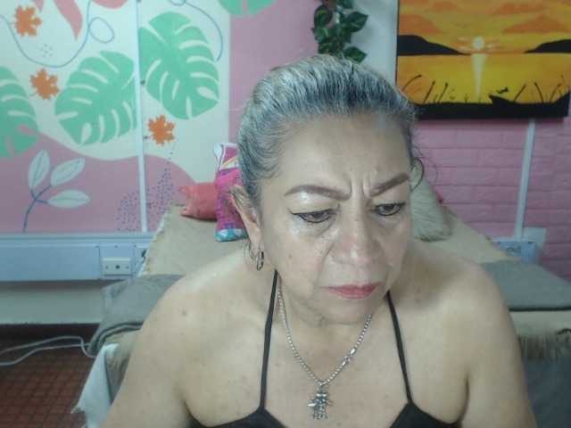 valeria-sexy