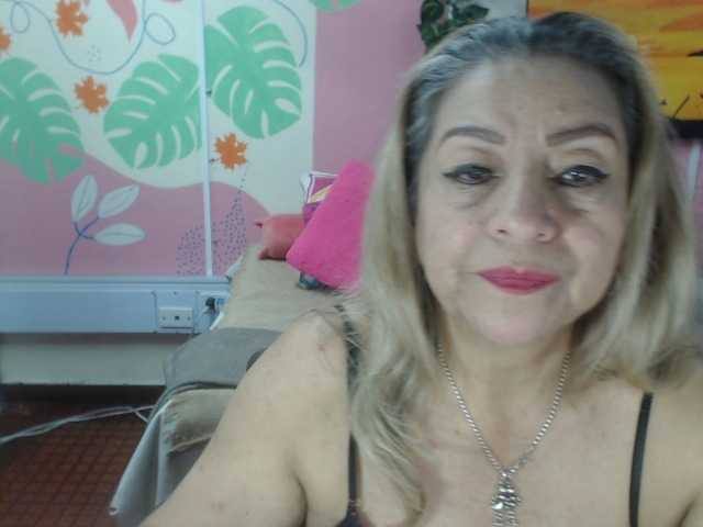 valeria-sexy