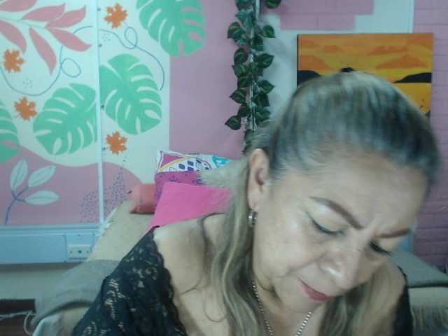 valeria-sexy