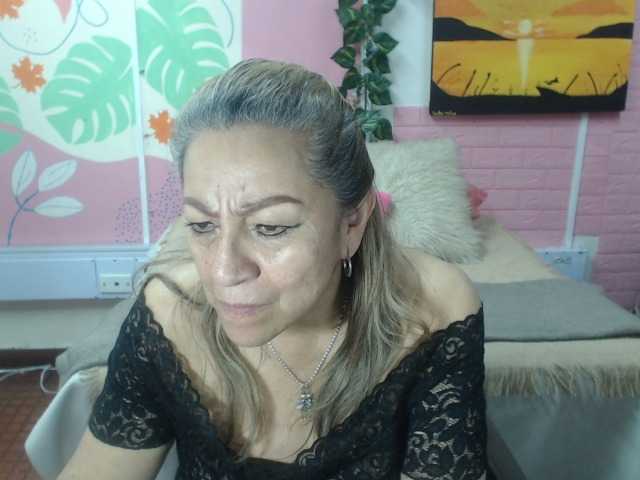 valeria-sexy