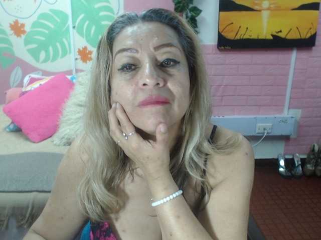 valeria-sexy