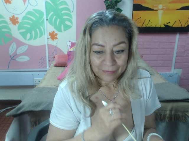 valeria-sexy
