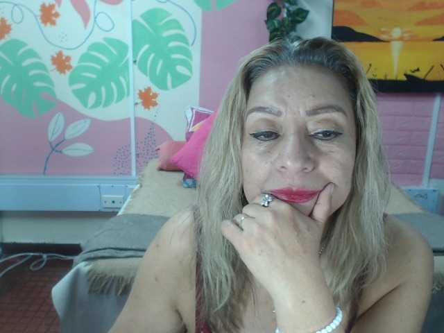 valeria-sexy