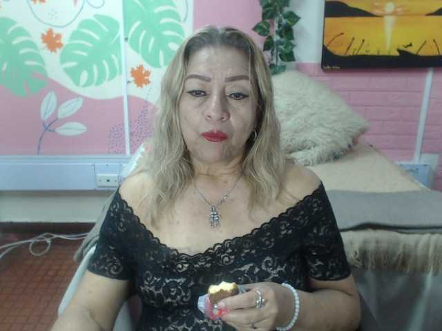 valeria-sexy