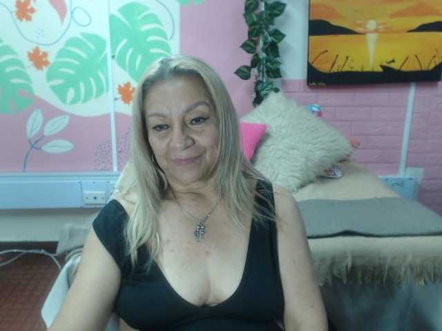 valeria-sexy