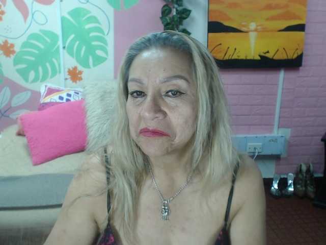 valeria-sexy