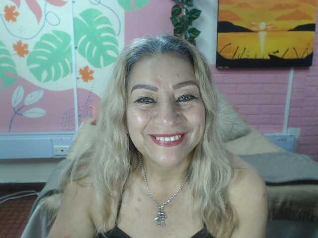 valeria-sexy