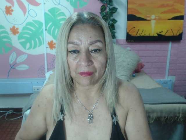 valeria-sexy