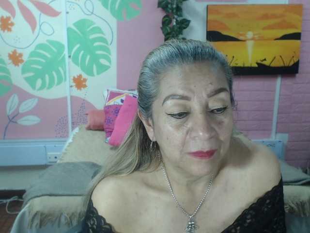 valeria-sexy