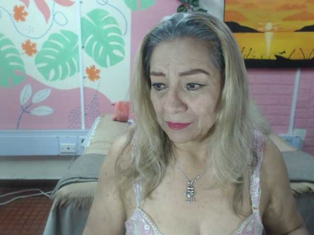 valeria-sexy