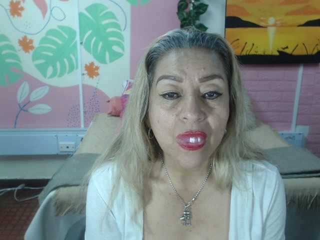 valeria-sexy