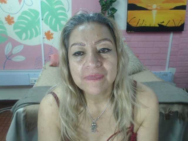 valeria-sexy
