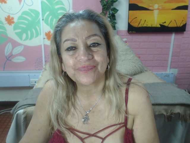 valeria-sexy live cam preview