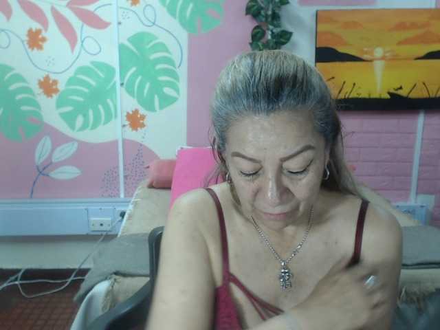 valeria-sexy
