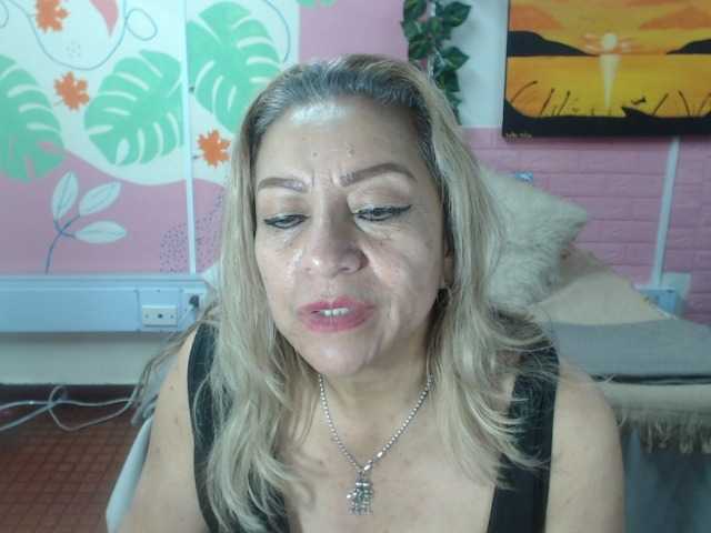 valeria-sexy