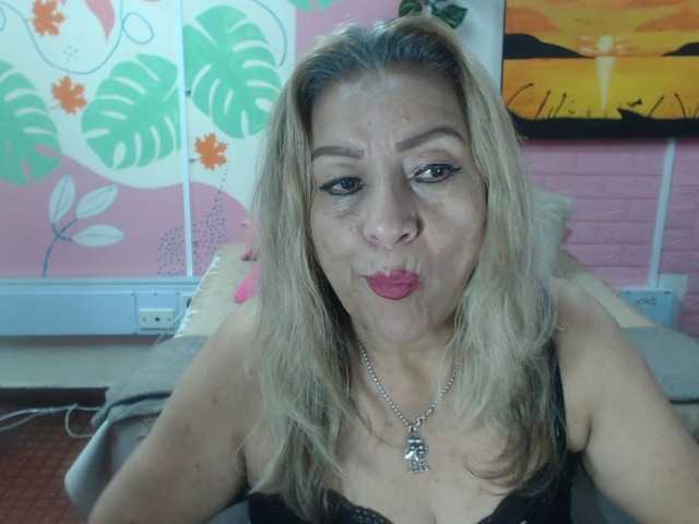 Valeria-sexy