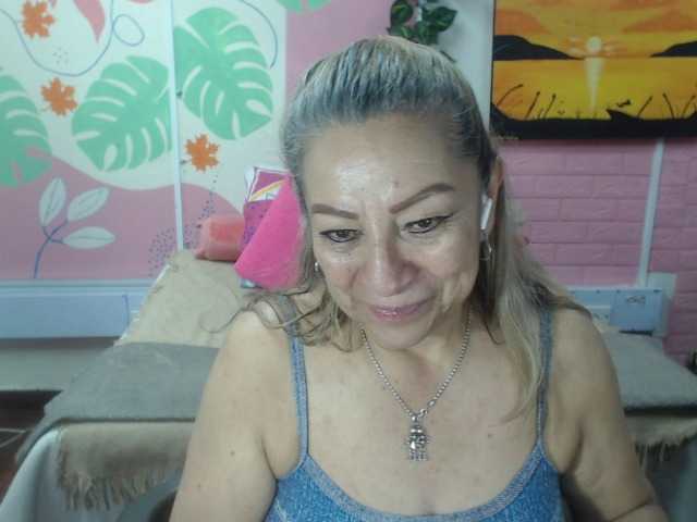 valeria-sexy