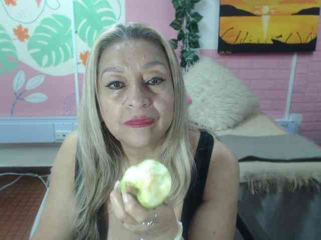 valeria-sexy webcam