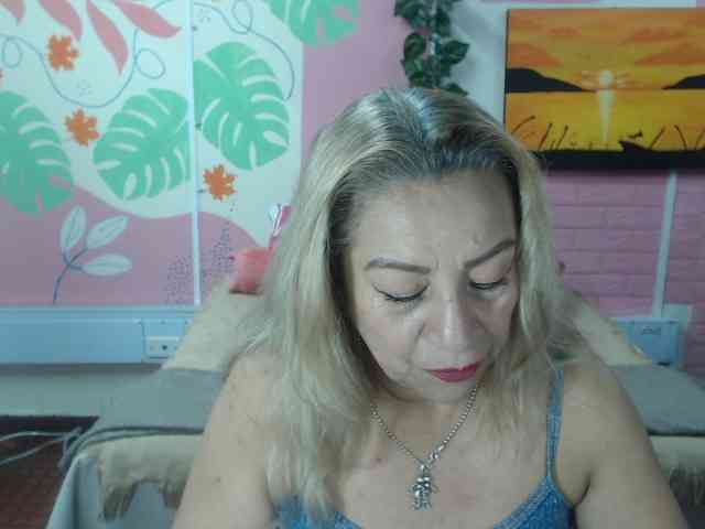 valeria-sexy webcam