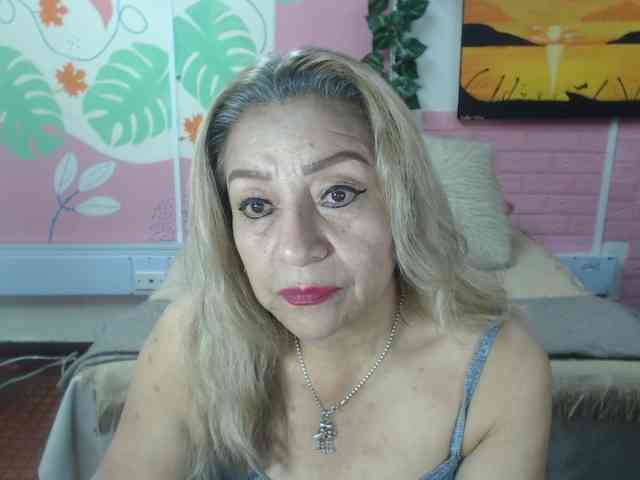 valeria-sexy webcam