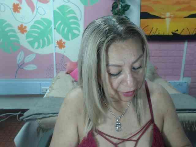 valeria-sexy valeria-sexy