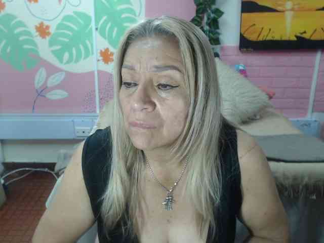 valeria-sexy webcam