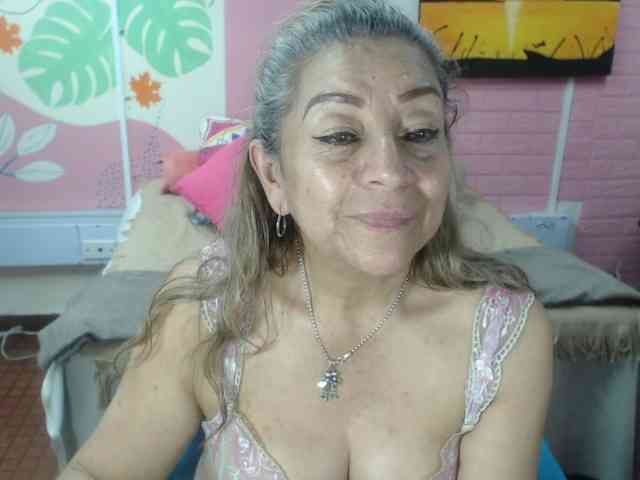 valeria-sexy webcam