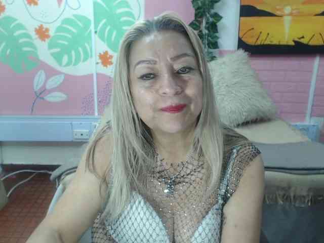 valeria-sexy webcam