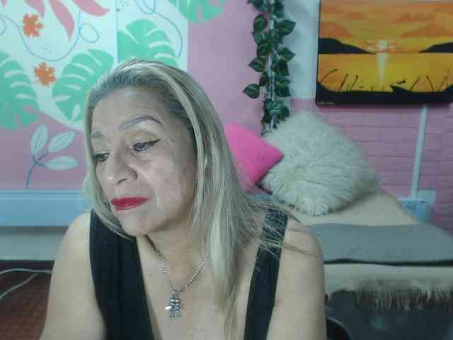 valeria-sexy webcam