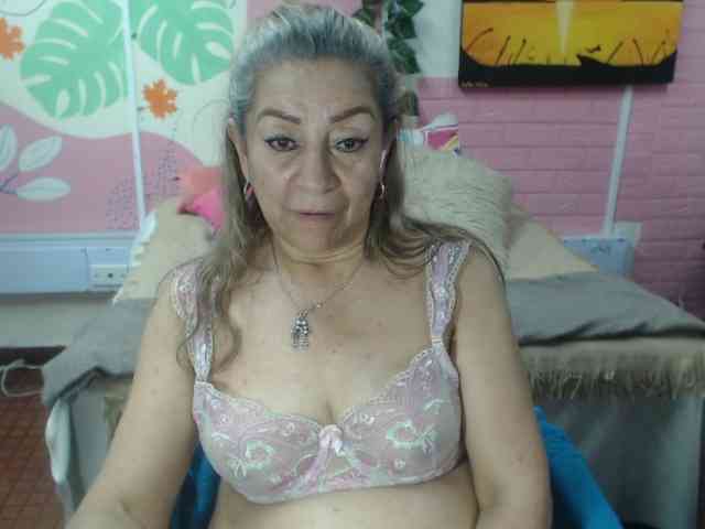 valeria-sexy webcam